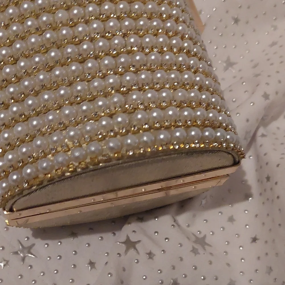 Elegant Pearl-Embellished Clutch